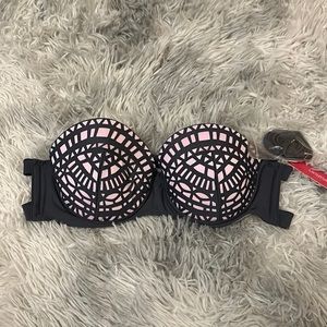 NWT Xhilaration Bathing Suit Top